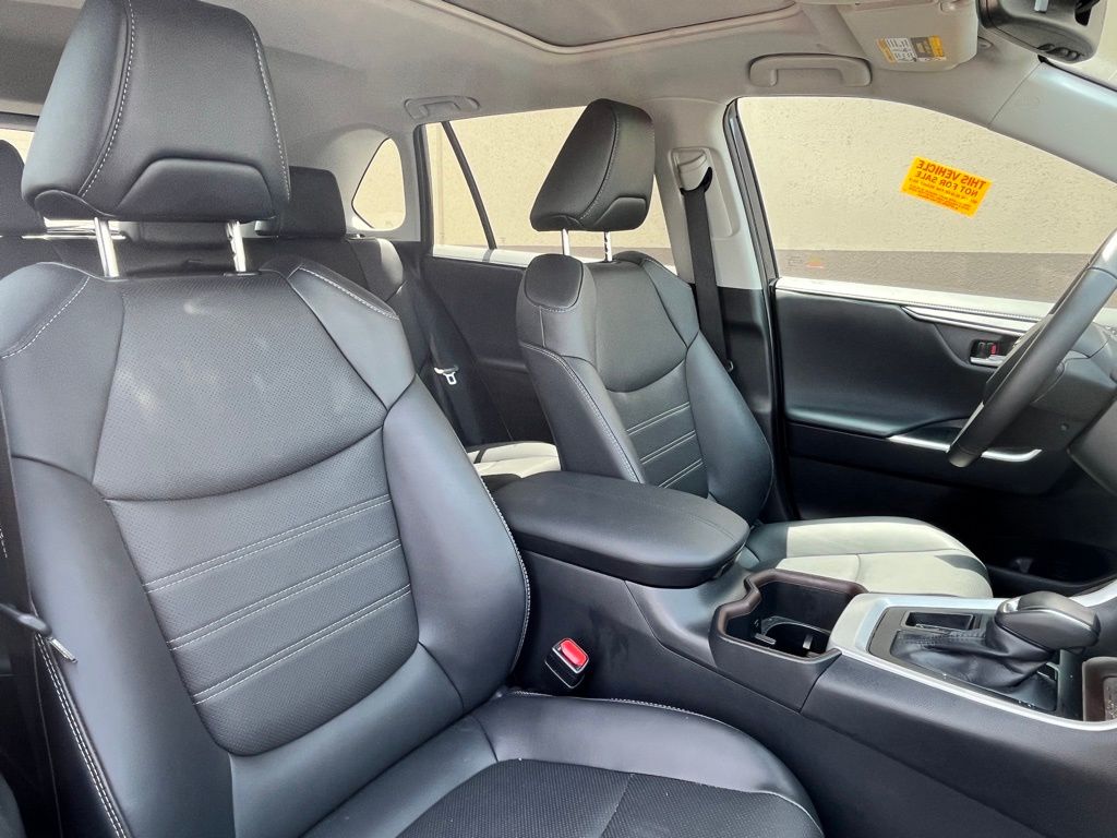 2024 Toyota RAV4 Limited 25