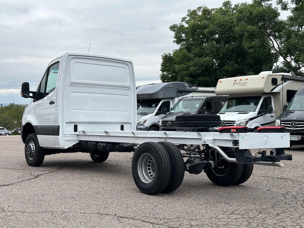 2023 Mercedes-Benz Sprinter 3500 Cab Chassis 170 WB 4