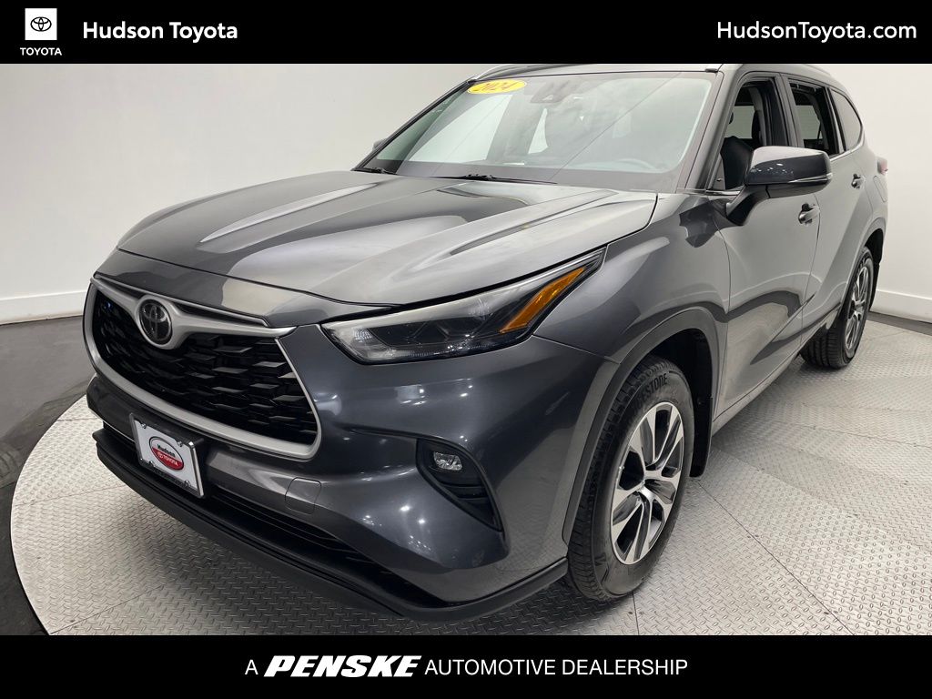 2024 Toyota Highlander XLE -
                Jersey City, NJ