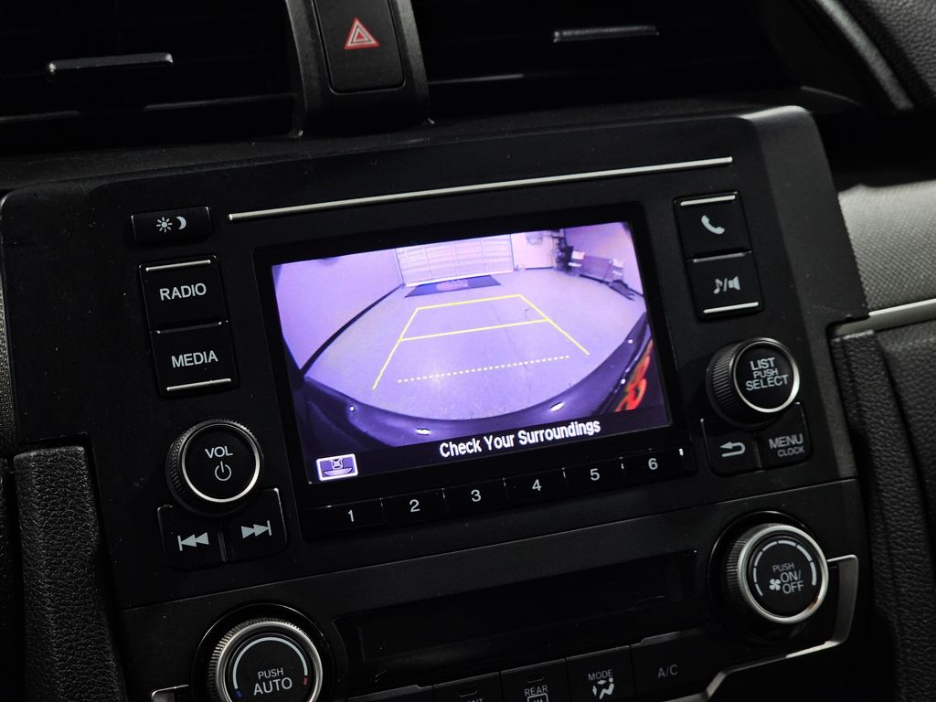 Used 2018  Honda LX image 28