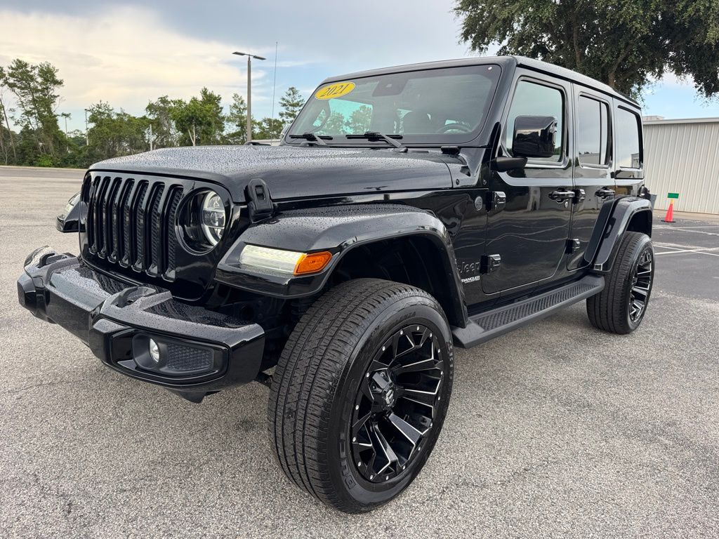 2021 Jeep Wrangler Unlimited Sahara High Altitude photo 2