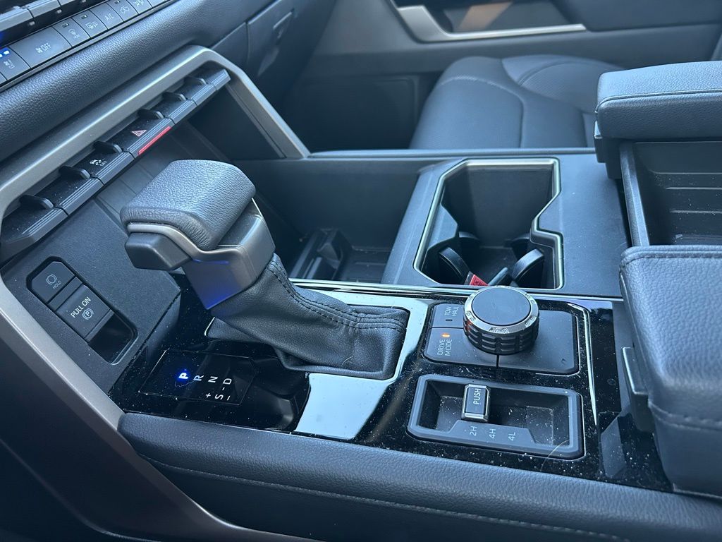 Thumbnail: 2024 Toyota Tundra - 22