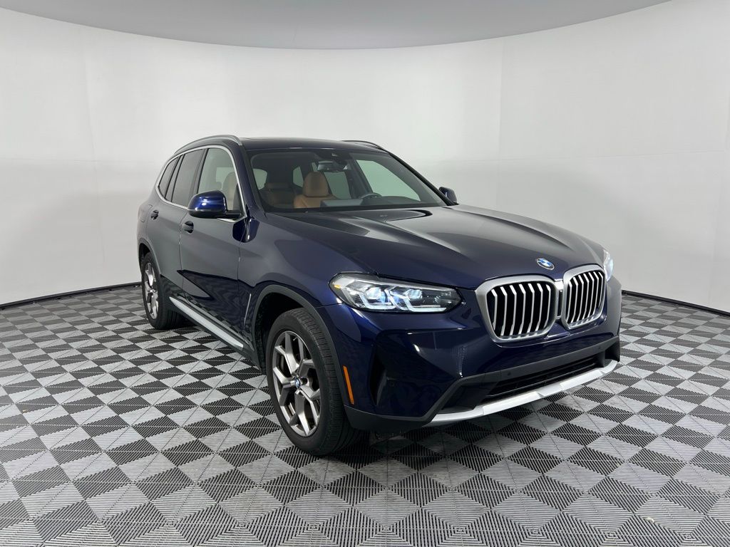Thumbnail: 2023 BMW X3 - 3