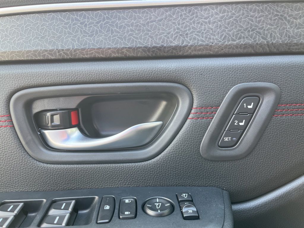 Thumbnail: 2026 Honda Pilot - 10