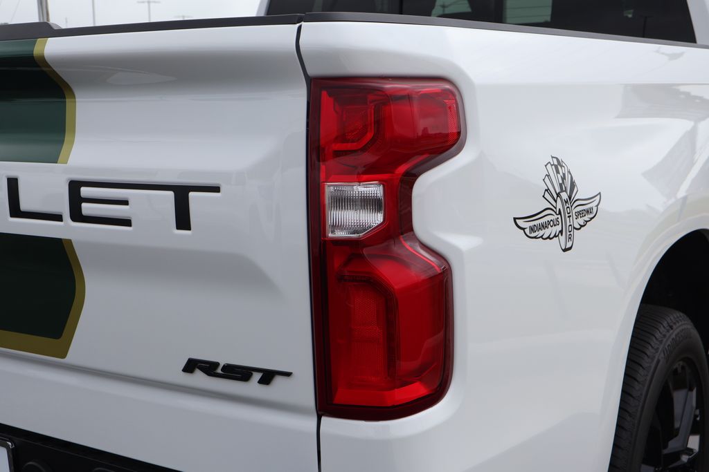 2025 Chevrolet Silverado 1500 RST 10