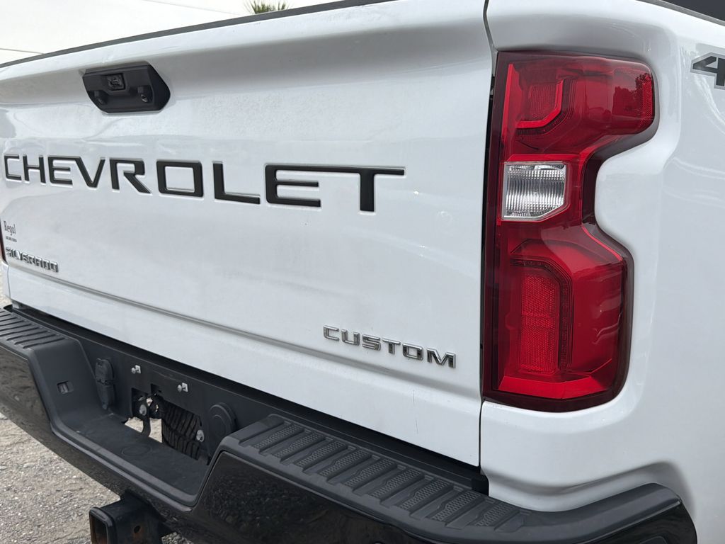 used 2021 Chevrolet Silverado 2500HD car, priced at $43,192