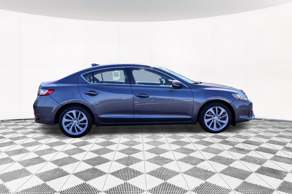 2018 Acura ILX 2.4L 8