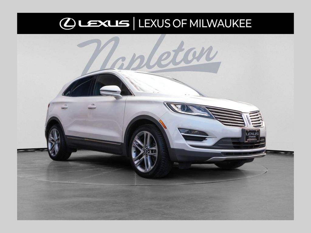 White Platinum Clearcoat Metallic 2015 Lincoln MKC AWD SUV / Crossover All-Wheel Drive 6-Speed Automatic