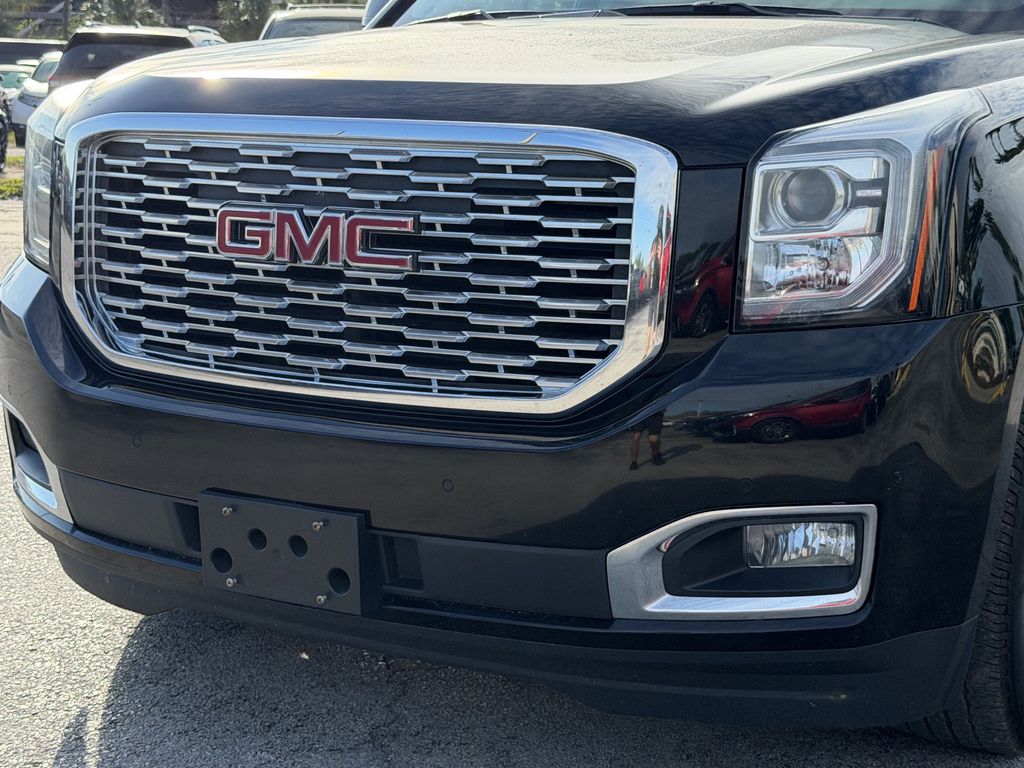 used 2018 GMC Yukon car, priced at $23,991