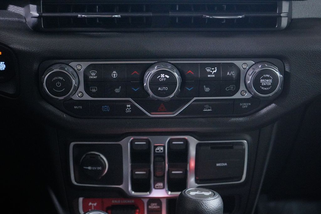 Thumbnail: 2024 Jeep Wrangler - 13