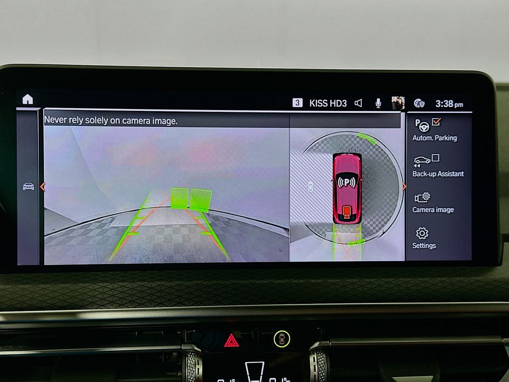 Thumbnail: 2023 BMW X4 - 14