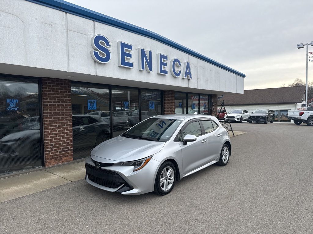 2022 Toyota Corolla Hatchback SE