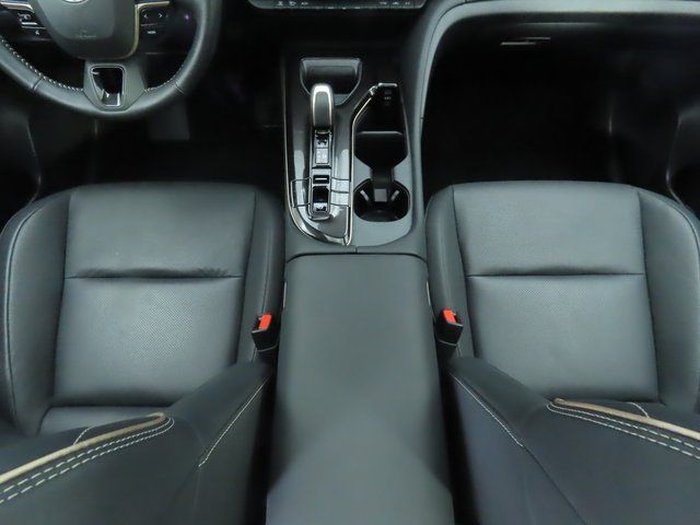 Thumbnail: 2025 Toyota Crown Signia - 16