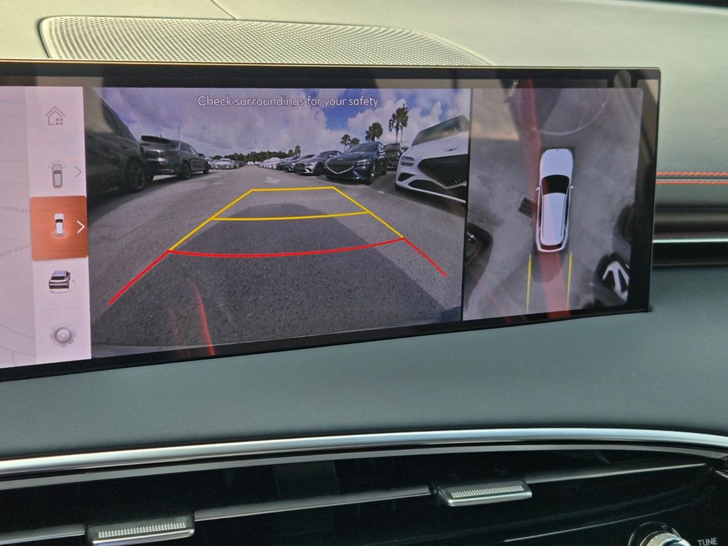 2027 Genesis Gv70