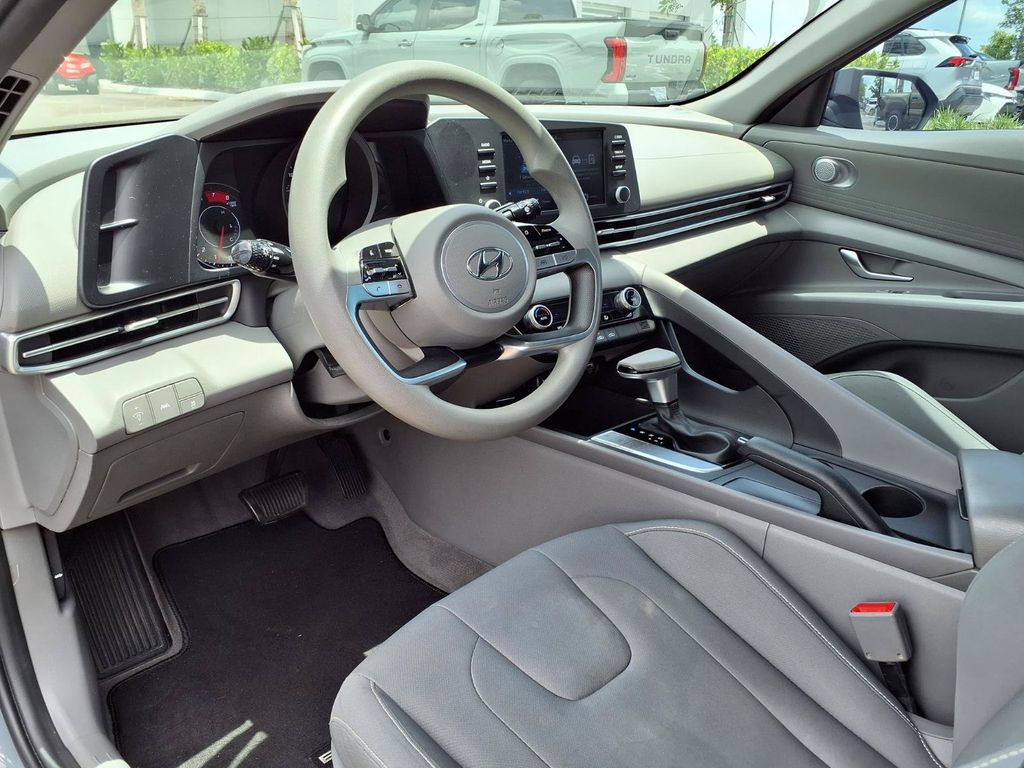 Used 2021 Hyundai Elantra Sedan