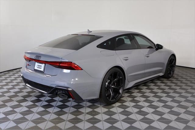 Thumbnail: 2026 Audi RS 7 - 2