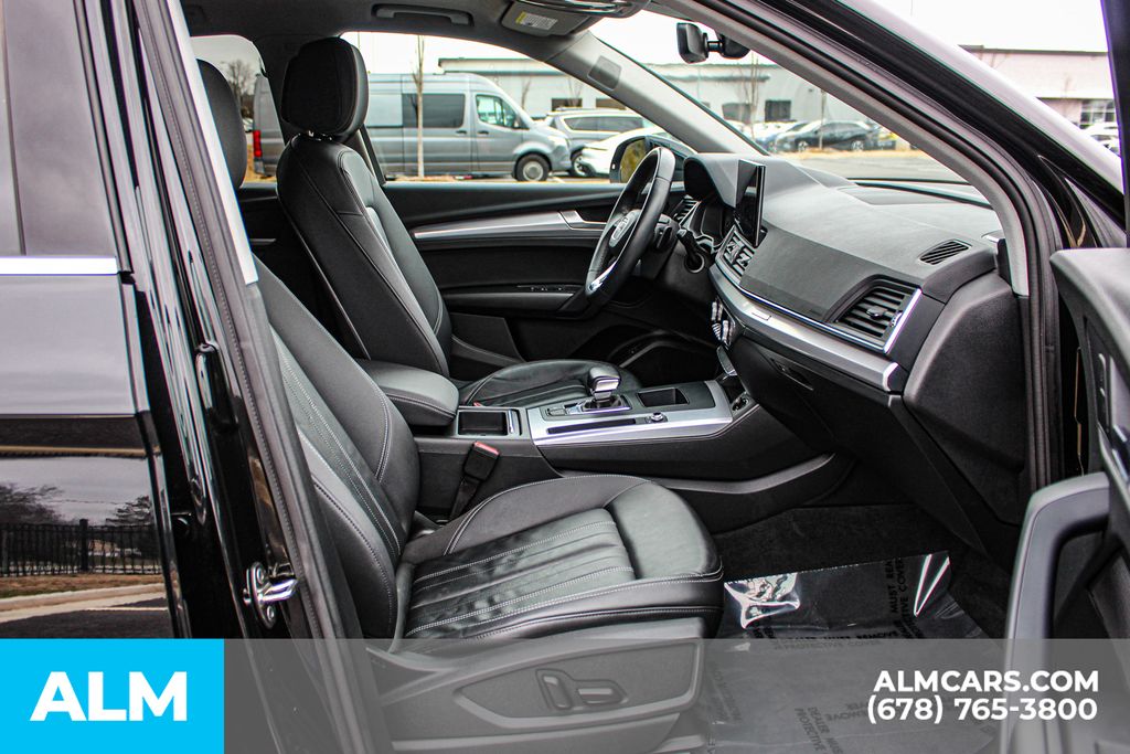 2022 Audi Q5 45 S line Prestige photo 17