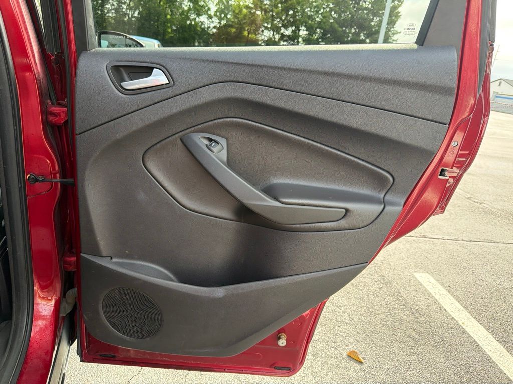 Thumbnail: 2014 Ford Escape - 22
