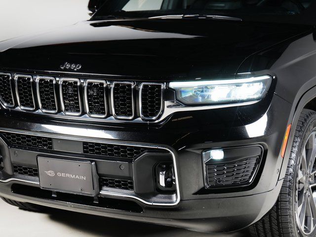 Used 2022 Black Jeep Overland image 26