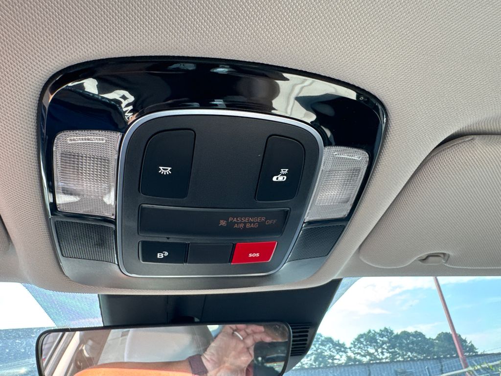 2025 Hyundai Sonata SE photo 18