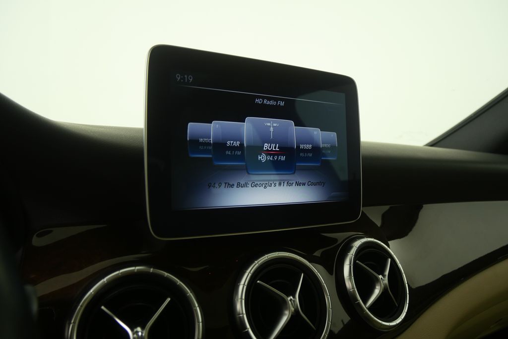 Thumbnail: 2018 Mercedes-Benz CLA - 21