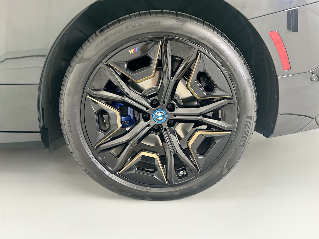 Thumbnail: 2025 BMW iX - 29