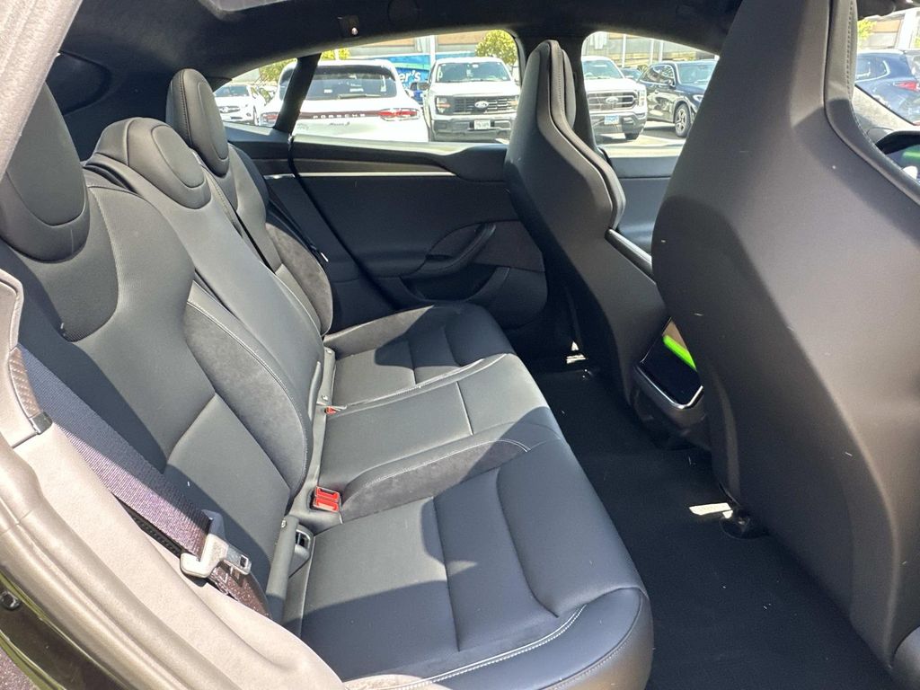 Thumbnail: 2026 Tesla Model S - 12