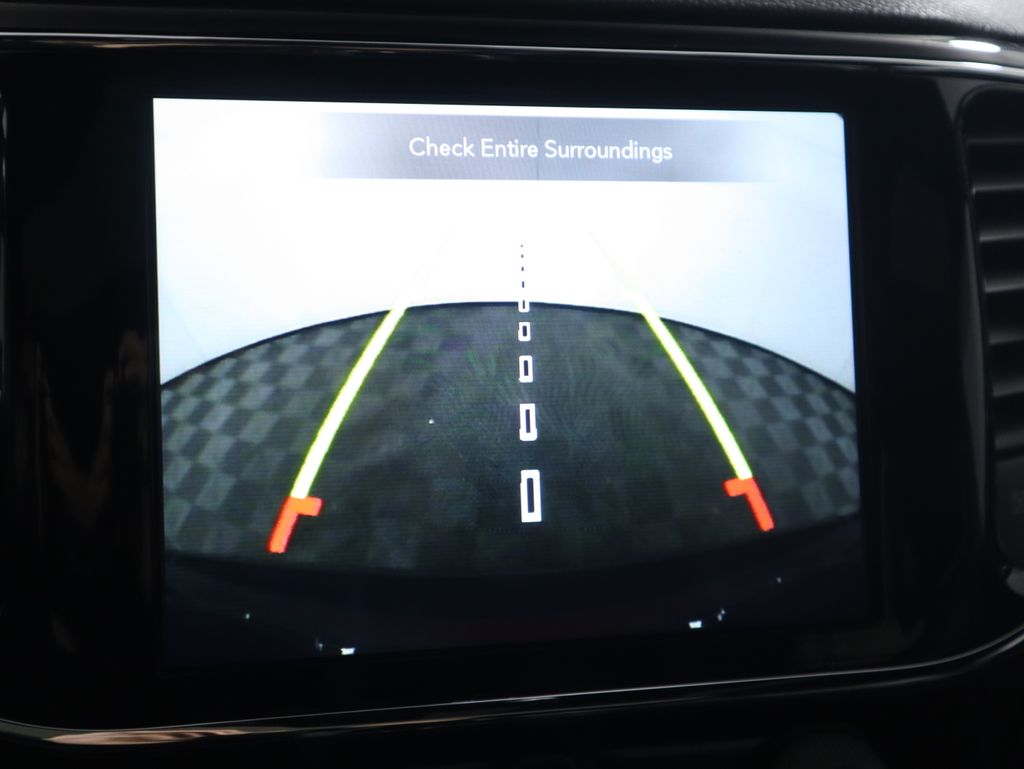 Thumbnail: 2021 Jeep Grand Cherokee - 16