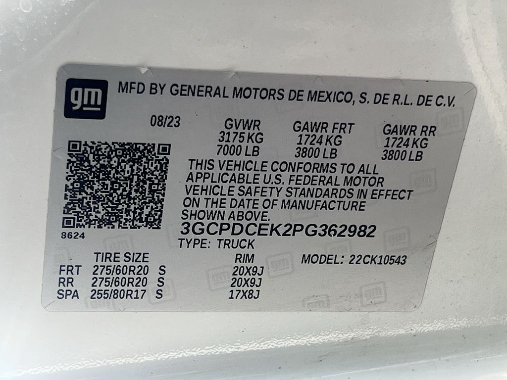 Used 2023 White Chevrolet Custom Trail Boss image 30