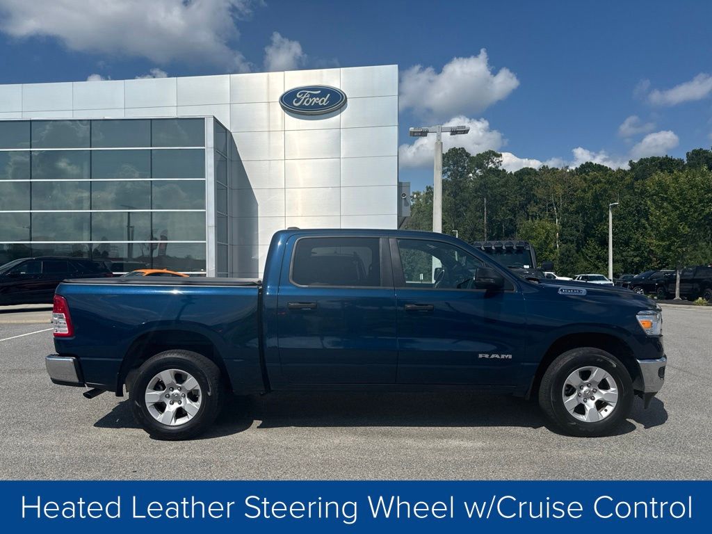 2023 Ram 1500 Big Horn Crew Cab 4x4 5'7" Box