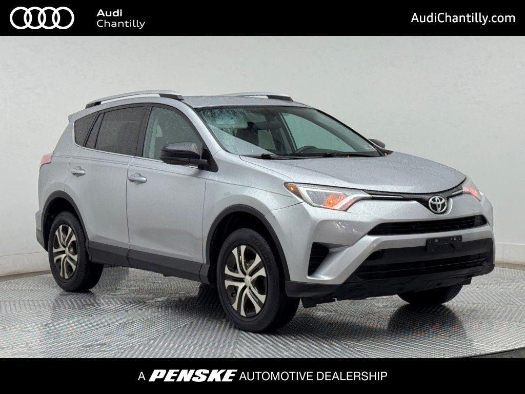 2016 Toyota RAV4 LE -
                Chantilly, VA