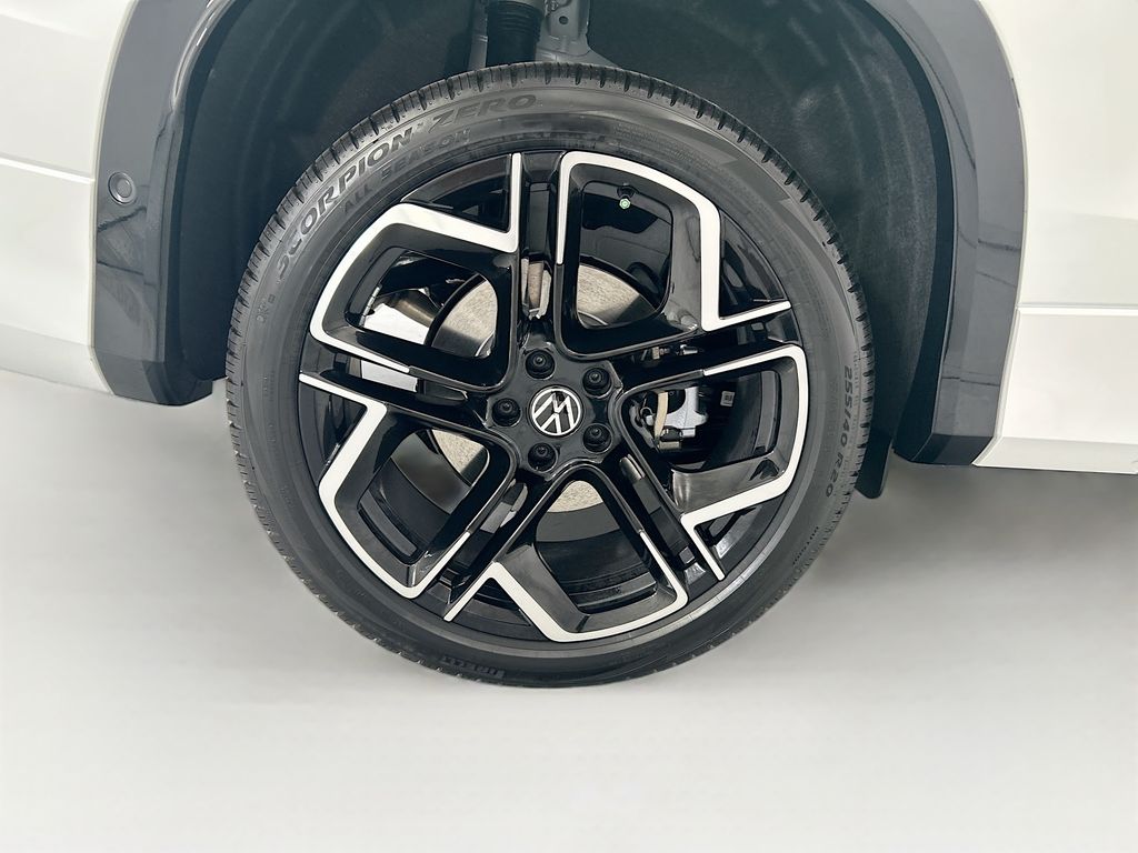 Thumbnail: 2026 Volkswagen Tiguan - 32