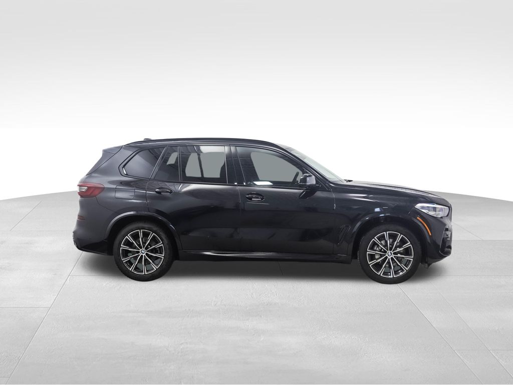 Thumbnail: 2023 BMW X5 - 6