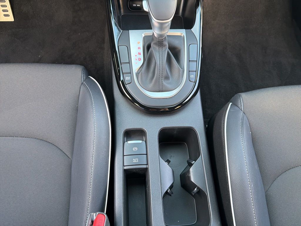 Thumbnail: 2023 Kia Forte - 17