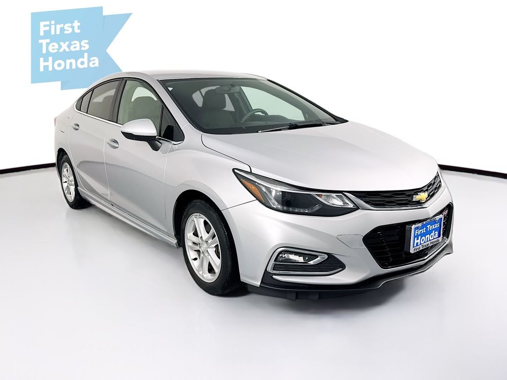 2018 Chevrolet Cruze LT photo