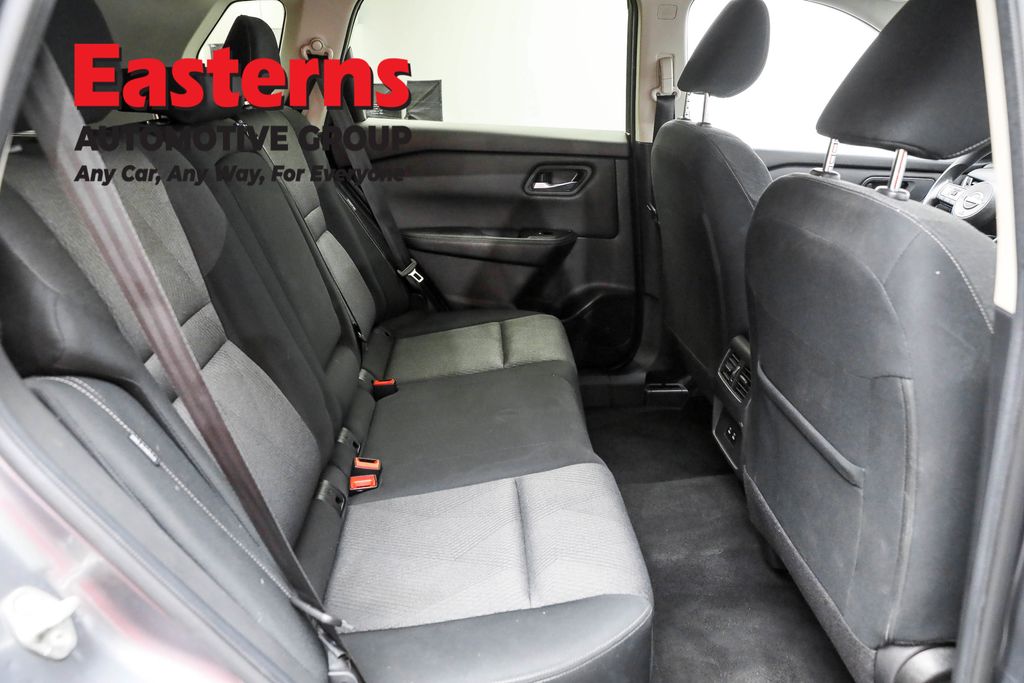 Used 2024 Gray Nissan SV image 23