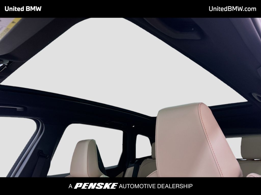 Thumbnail: 2026 BMW X3 - 12