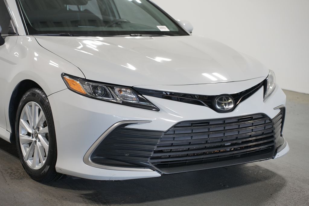 Thumbnail: 2023 Toyota Camry - 4