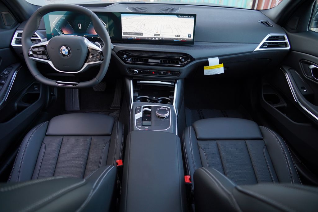 Thumbnail: 2026 BMW 3 Series - 12