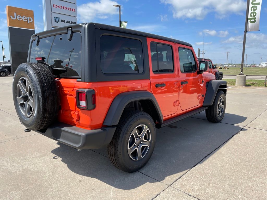 2023 Jeep Wrangler Sport 2