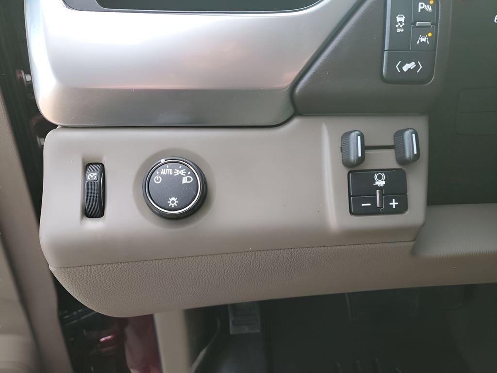 Used Car 2020 Chevrolet Suburban  Lt For Sale Under $20,000 In Austin, Texas