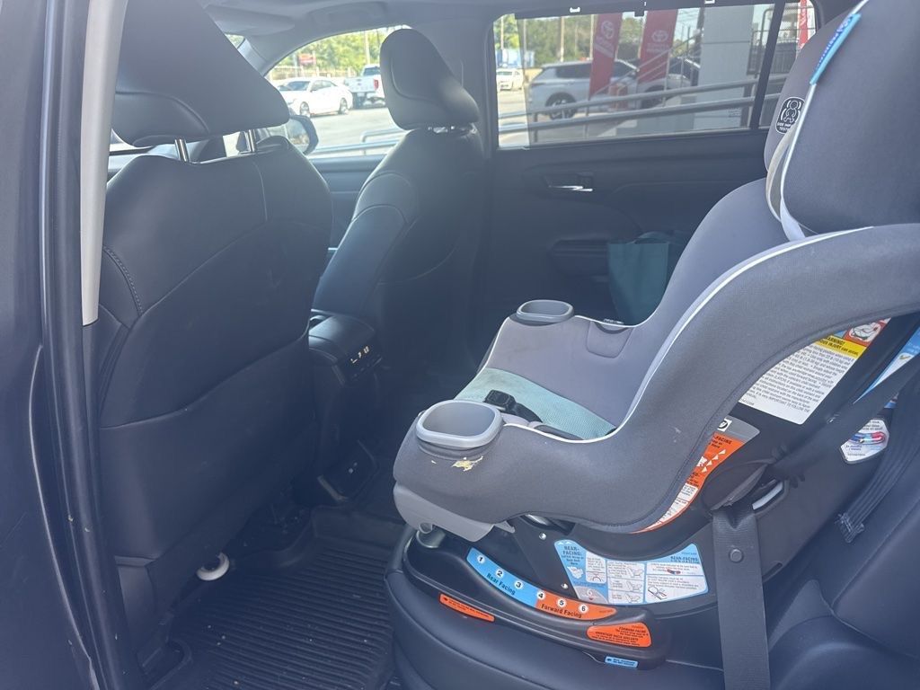 Used Car 2023 Toyota Highlander  Xle For Sale Under $40,000 In San Juan, Puerto Rico