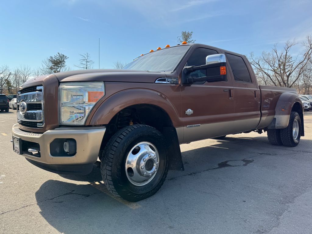 2011 Ford F-350 Super Duty King Ranch Crew Cab LB DRW 4WD