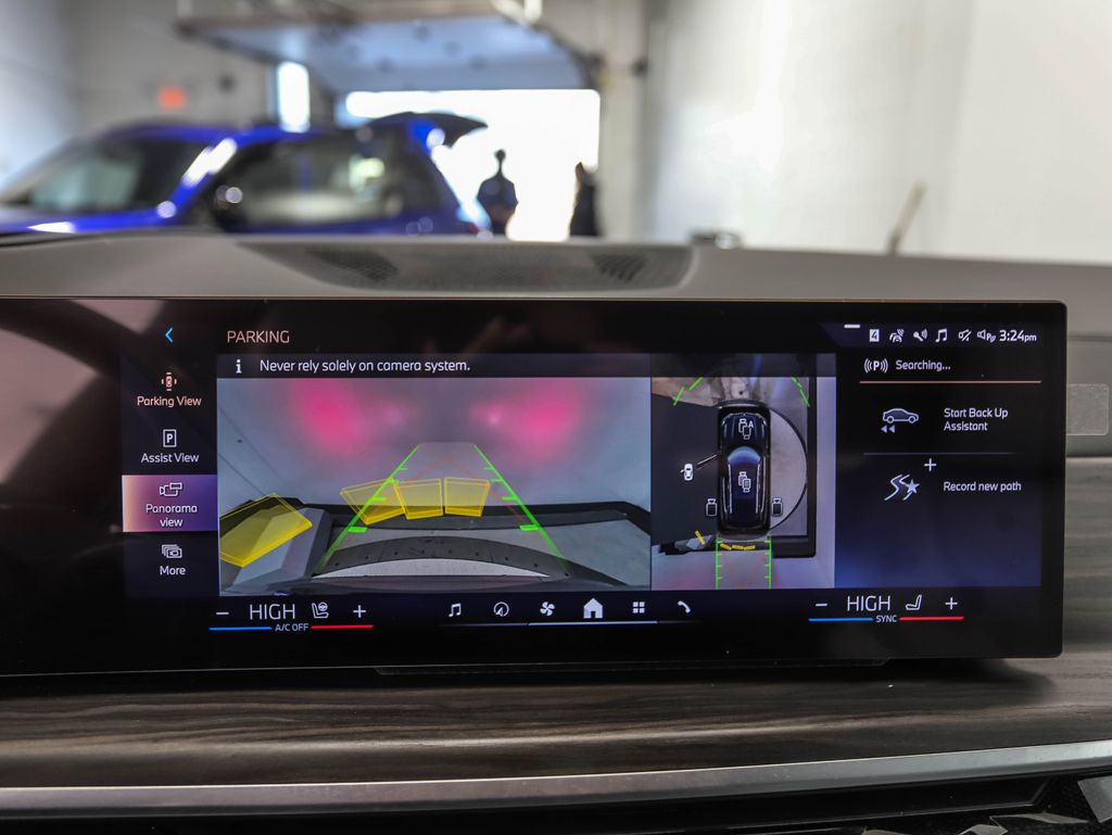 Thumbnail: 2024 BMW X5 - 19