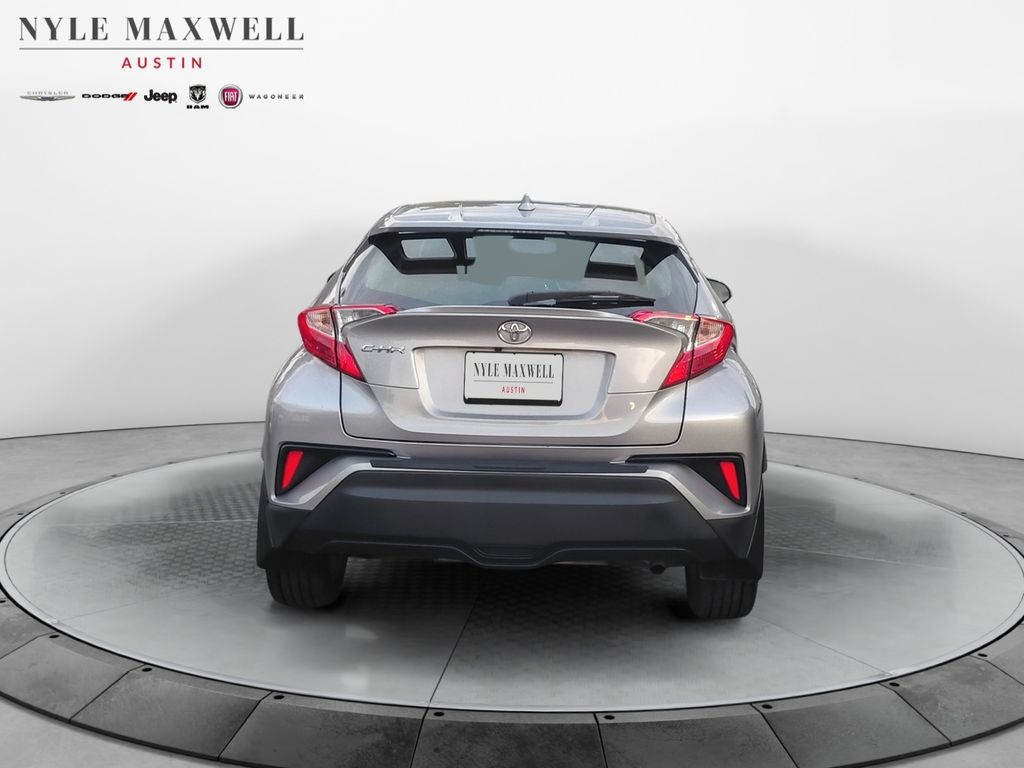 Used Car 2020 Toyota C-hr  Xle For Sale Under $20,000 In Austin, Texas