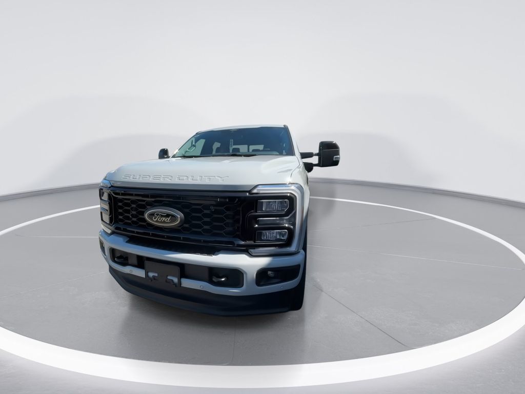 New 2026 Avalanche Ford F-250® Lariat® image 3