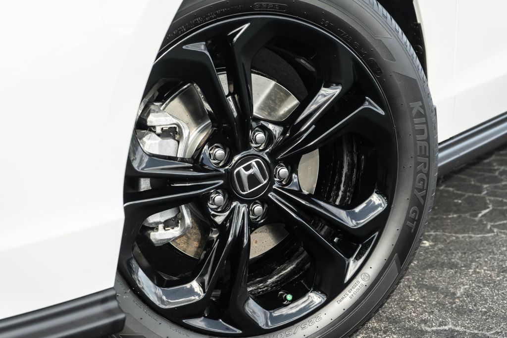 New 2025 Honda Accord Sedan