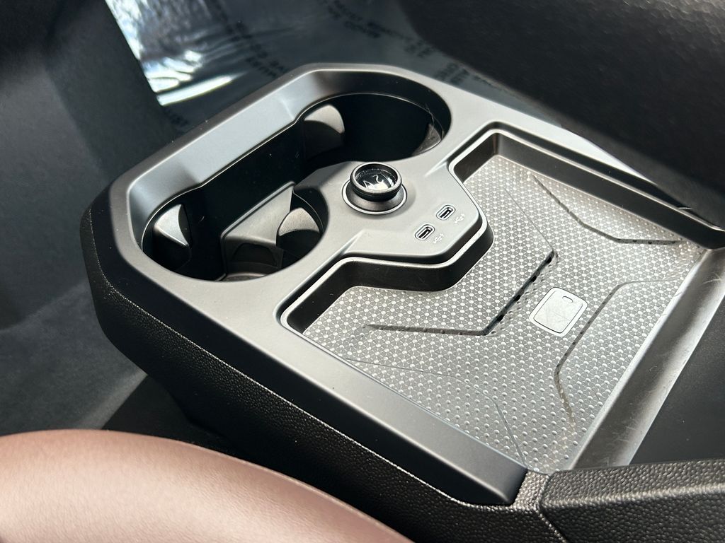 Thumbnail: 2025 BMW iX - 29