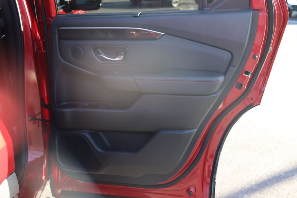 Thumbnail: 2025 Honda Pilot - 16