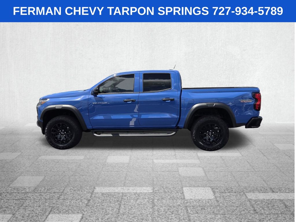 View vehicle photo 4